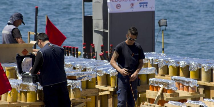 Municipalidad de Valparaíso avanza en preparación de show pirotécnico y descarta fiesta en Plaza Sotomayor