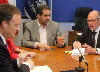 Presidente del Senado y de la Cámara de Diputados piden al Gobierno retirar reforma de pensiones y comenzar con «hoja en blanco»