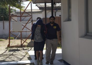 En prisión preventiva quedaron los dos detenidos por incendio y saqueo en Banco Estado de Villa Alemana