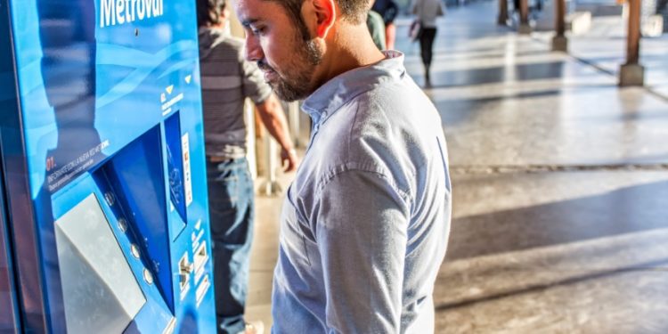 Hasta el miércoles Metro Valparaíso entregará viajes de regalo