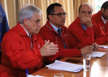 Presidente Sebastián Piñera está en Valparaíso para encabezar COE por incendio