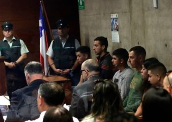 Carabineros formalizados por tortura y abuso sexual contra estudiante de Medicina de la PUC quedaron en prisión preventiva