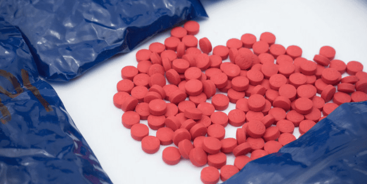 100 millones de pesos en éxtasis y cocaína fueron decomisados en Isla de Pascua