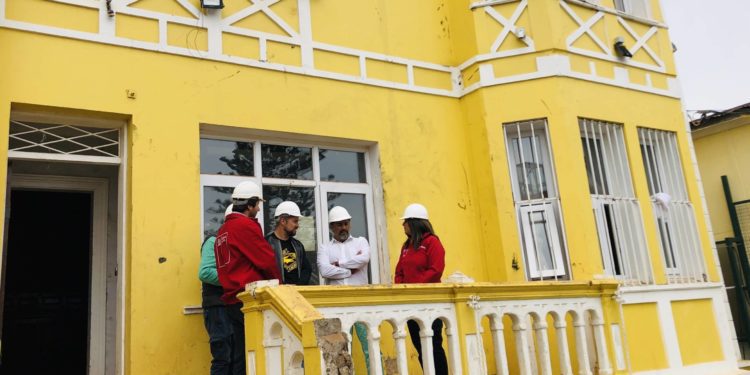 Reconstrucción de residencia del Sename siniestrada en cerro Alegre estaría lista el primer semestre de 2020