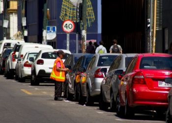 Municipalidad de Valparaíso extiende permiso de parquímetros para Bomberos por seis meses