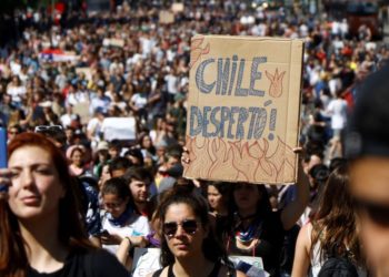 Gobierno ratificó que Grupo Luksic «los puso en contacto» con empresa que realizó polémico informe «Big Data»