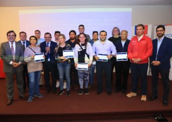 Apoyo económico de plan «Levantemos tu Pyme» fue entregado a 45 emprendedores de la provincia de Valparaíso