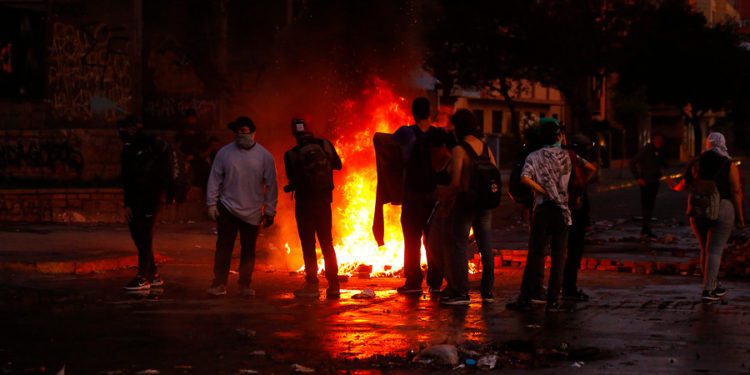 Parlamentarios del Frente Amplio recurrirán al Tribunal Constitucional por aprobación de «Ley Antisaqueos»