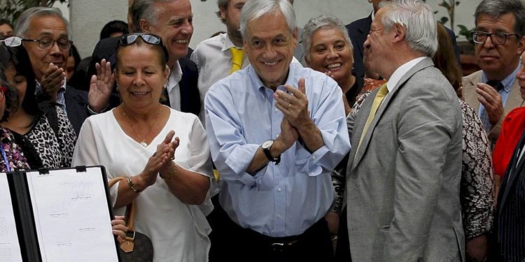 Presidente Sebastián Piñera presenta proyecto de ley que reforma Fonasa