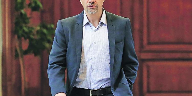 Fuego cruzado entre el PS y Marcelo Díaz desata la renuncia del diputado al partido