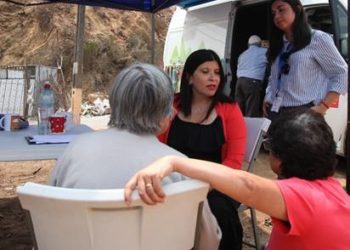 MINVU instalará mesa tripartita para trabajar con damnificados de incendio en Valparaíso