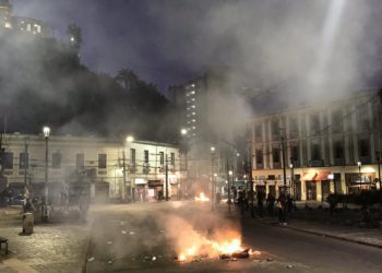 Cuatro detenidos deja nueva jornada de manifestaciones en Valparaíso