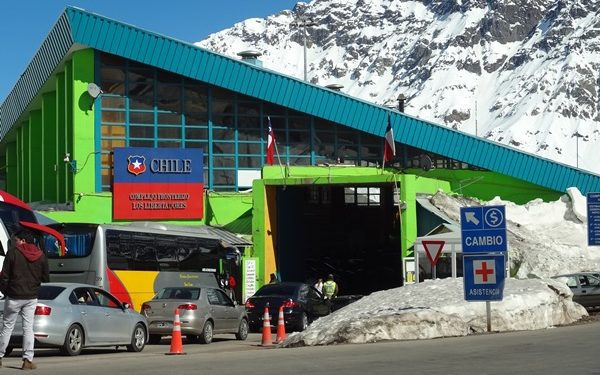 Incautan arma de fuego, 123 cajas de anabólicos y más de 600 cajetillas de cigarrillos en Los Libertadores