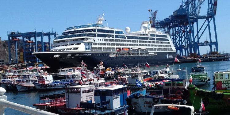 Aumentan recaladas de cruceros en Valparaíso durante la semana