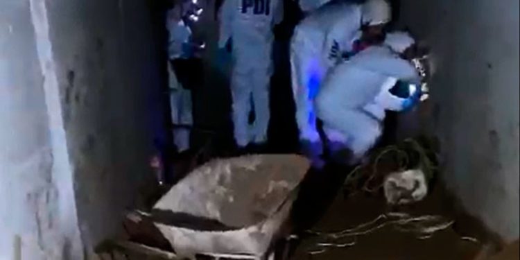 Detienen a cinco sujetos por excavar túnel para robar banco en Concón