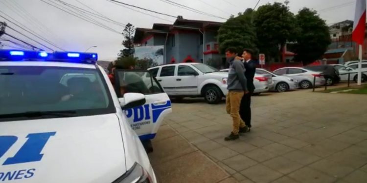 Tres sujetos fueron detenidos por robo con violencia en empresa de San Antonio