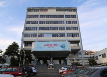 Examen para detectar el coronavirus que provoca el Covid-19 comenzó a realizarse en el Hospital Carlos van Buren de Valparaíso