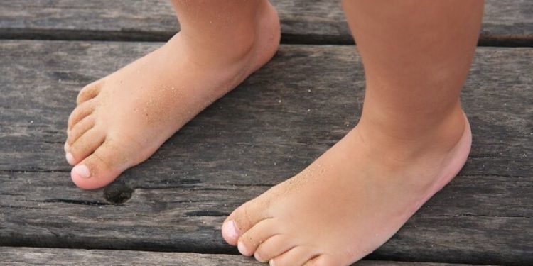 Niño de cinco años está en riesgo vital tras ser apuñalado por su padre en San Felipe