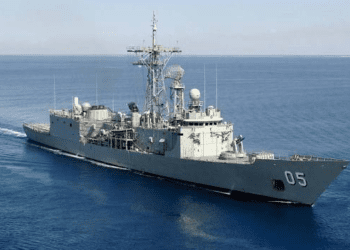 Armada australiana confirma la venta de dos buques de guerra a Chile