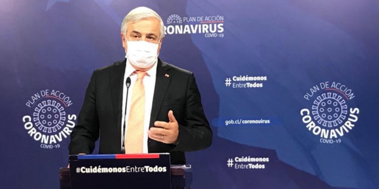 Alcalde de Valparaíso interpuso recurso de protección contra Mañalich para acceder al listado de las personas con Covid-19