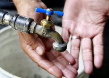 Llaman al Gobierno a reforzar distribución de agua potable en comunas afectadas por sequía ante pandemia Covid-19