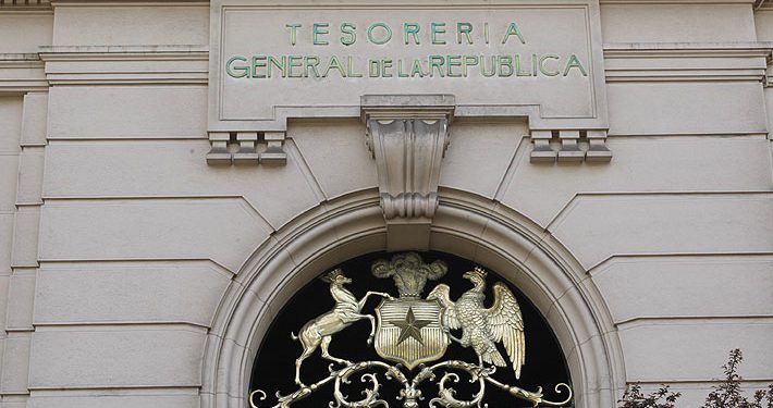 Cuestionan que la Tesorería General de la República retenga devolución de impuestos a beneficiados en medio de crisis sanitaria