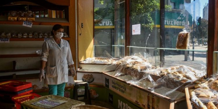 Presidente Sebastián Piñera promulga ley de protección al empleo y será con efecto retroactivo desde la declaración de catástrofe