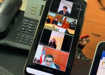 Logran prisión preventiva para tres miembros de banda de falsos PDI por violento robo en Las Cruces