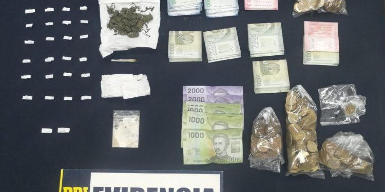 Tres personas fueron detenidas por venta de drogas en operativo de la PDI en Cartagena