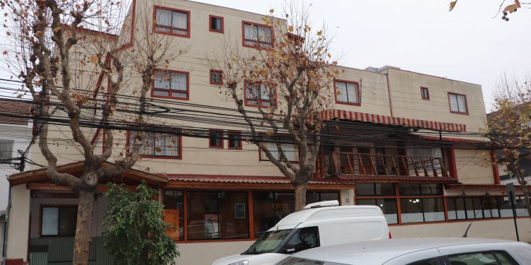 Este jueves el Hotel Queen Royal de Viña del Mar abrirá sus puertas como residencia sanitaria