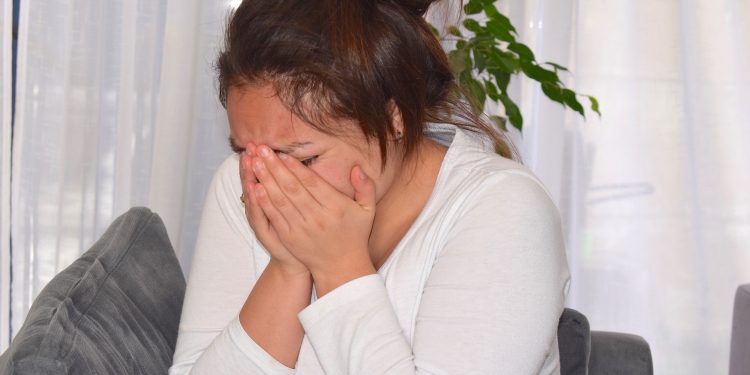 Advierten que el confinamiento influye en ocurrencia de violencia intrafamiliar y mantener las redes de contacto es clave para las víctimas