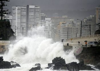 Este sábado arribará a las costas de Chile un nuevo episodio de marejadas