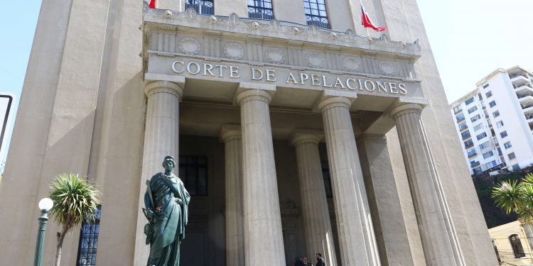 Exconscriptos son condenados por homicidio calificado contra viñamarino con discapacidad mental en la dictadura