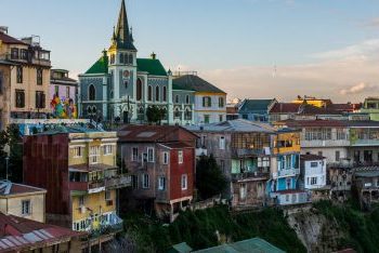 Senadora Allende reitera la urgencia de declarar cuarentena en la Región de Valparaíso: “Debemos aprender de las erradas decisiones aplicadas en la RM”