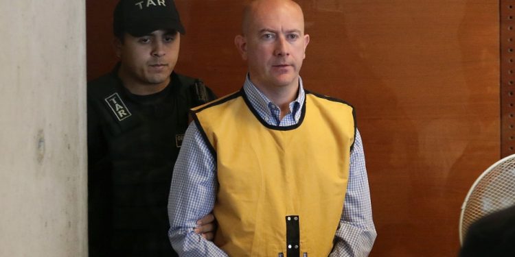 Rafael Garay salió de la cárcel tras recibir libertad condicional luego de cumplir la mitad de su condena