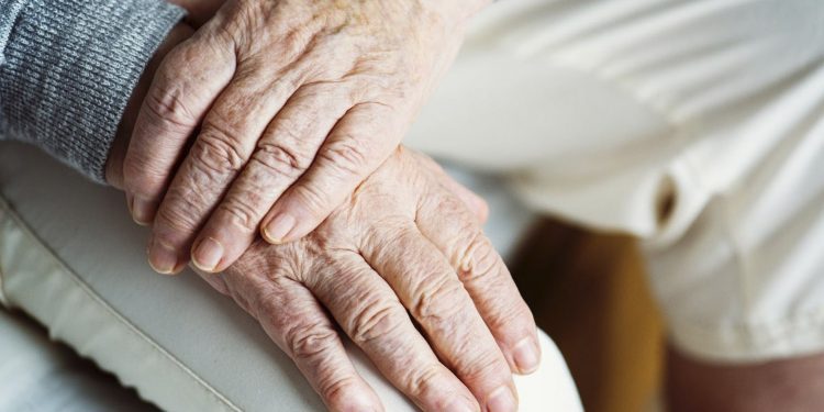 Conmemoran Día del “Buen Trato del Adulto Mayor” e instan a utilizar número telefónico dispuesto para denuncias