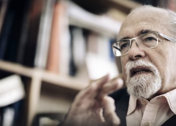 José Maza hace dura crítica a medidas del Gobierno para enfrentar la pandemia