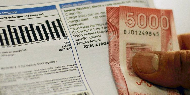 SEC advierte a empresas distribuidoras que velará para que las familias paguen solo por lo consumido ﻿