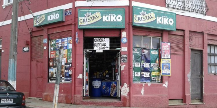 Botillerías de Valparaíso pueden funcionar durante la cuarentena si amplían su rubro comercial