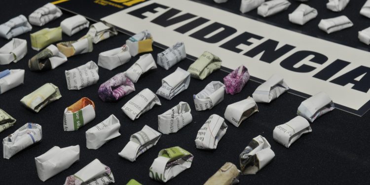 Detienen a 5 personas que comercializaban droga en cerro Los Placeres de Valparaíso