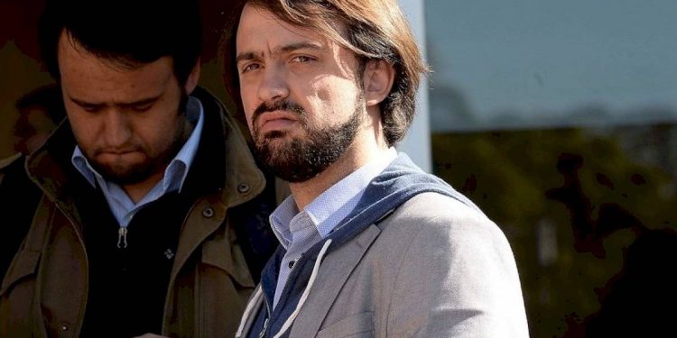 Polémica al rojo vivo: Sharp anuncia acciones legales contra administradores de cuenta de Twitter que lo increpó por supuesto mal uso de donaciones para ollas comunes