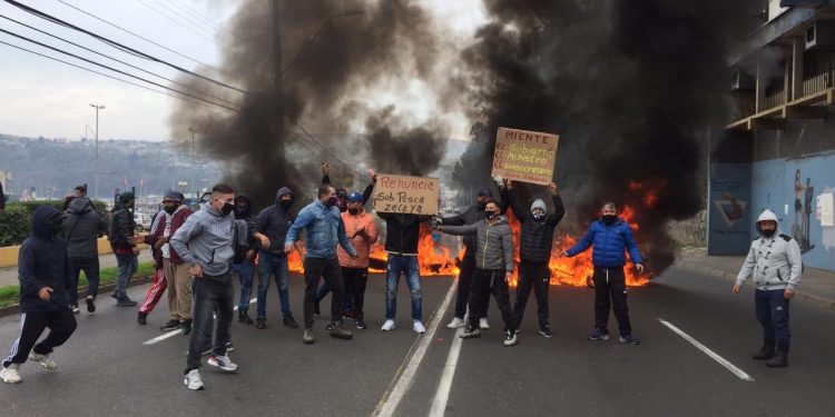 El lunes pescadores artesanales de todo Chile se manifestarán para defender Ley de la Jibia