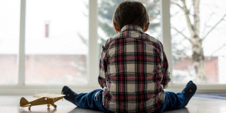 La cuarentena puede agudizar reacciones ansiosas de niños y jóvenes con autismo advierte especialista