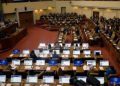 Senadores socialistas valoran rebaja de dieta parlamentaria