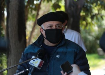 Covid-19: Viñambres emplaza a parlamentarios a acusar constitucionalmente a ministro Paris por aumento de contagios en Quilpué