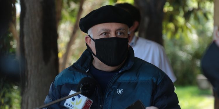 Covid-19: Viñambres emplaza a parlamentarios a acusar constitucionalmente a ministro Paris por aumento de contagios en Quilpué