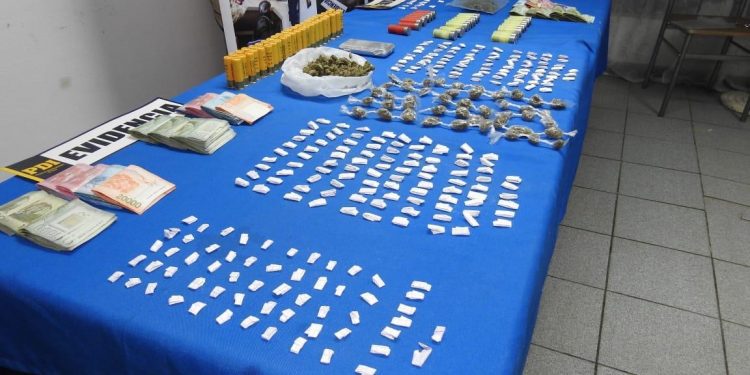 Clan familiar dedicado al microtráfico es detenido en Villa Alemana