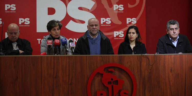 Proyecto de retiro de fondos previsionales: Partido Socialista compromete su respaldo en el Senado y llama a la unidad de la oposición