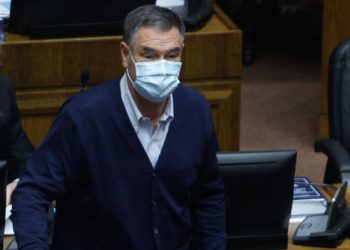 Nuevo golpe al Gobierno desde el oficialismo: senador Ossandón anuncia que votará a favor del retiro de fondos de las AFPs