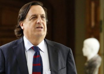 Perfil del nuevo ministro del Interior: Víctor Pérez, el parlamentario que deja el Congreso después de 30 años para llegar a La Moneda